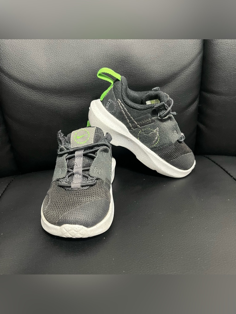 Nike Crater Impact (TD) Toddler Black Green Athletic Sneakers size 5C unisex